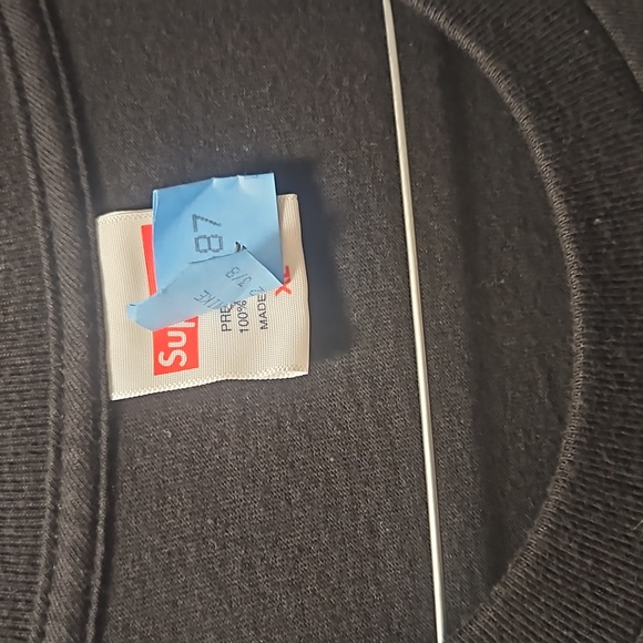 SUPREME MENS SHIRT - Picture 3 of 4